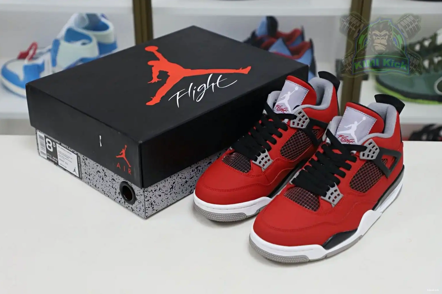 Kimikick Bravo RetroToro Jordan Jordan4 Air 0501